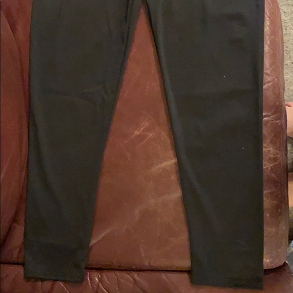 Black stretchy leggings - Picture 2 of 6